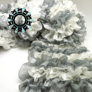 Spring scarf (white&grey) / Wiosenny szalik (biało-szary) by Tender December, Alina Tyro-Niezgoda