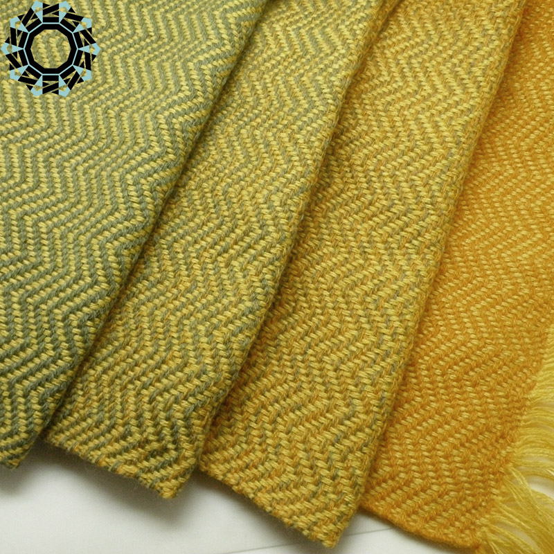 Acrylic XXL shawl in the color of yellow and green / Akrylowy szal XXL w tonacji żółci i zieleni by Tender December, Alina Tyro-Niezgoda