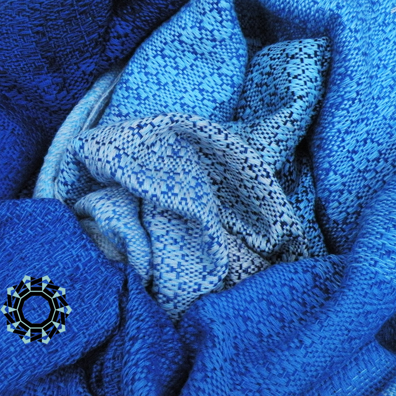 Cotton XXL shawl in the color of navy blue, blue and pearl gray / Bawełniany szal XXL w tonacji granatu, błękitów i perłowej szarości by Tender December, Alina Tyro-Niezgoda