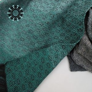 Cotton XXL shawl in the color of black and green / Bawełniany szal XXL w tonacji zieleni i czerni by Tender December, Alina Tyro-Niezgoda