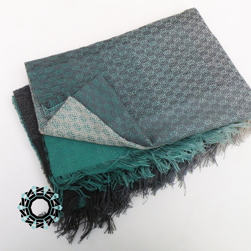 Cotton XXL shawl in the color of black and green / Bawełniany szal XXL w tonacji zieleni i czerni by Tender December, Alina Tyro-Niezgoda
