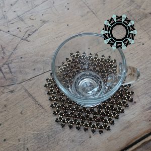 Beaded glass mat / Koralikowa podkładka by Tender December, Alina Tyro-Niezgoda